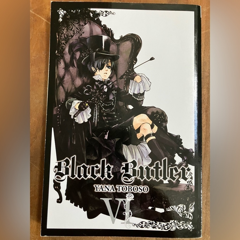 Black Butler Manga Volume 6 by Yana Tobosco